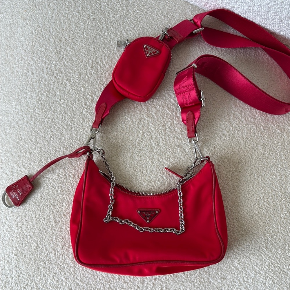 Prada re-edition crossbody bag